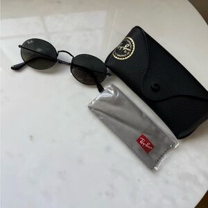 Ray-Ban Oval Flat Lenses